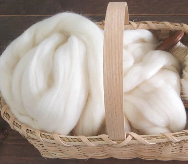 white wool roving